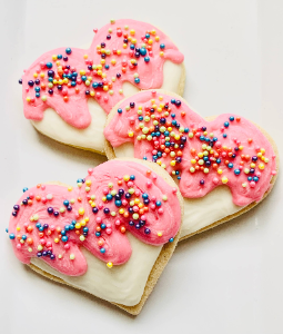 Pawsitively Sweet Hearthrob Treats: Love at First Bite!