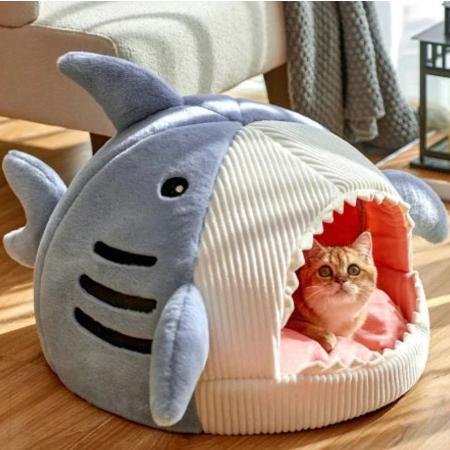 Pampered Pets Bazaar Kitty Fish Bed